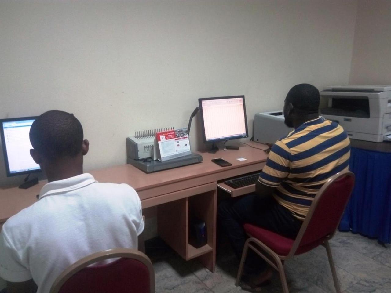 Golden Royale Hotel Enugu Zewnętrze zdjęcie